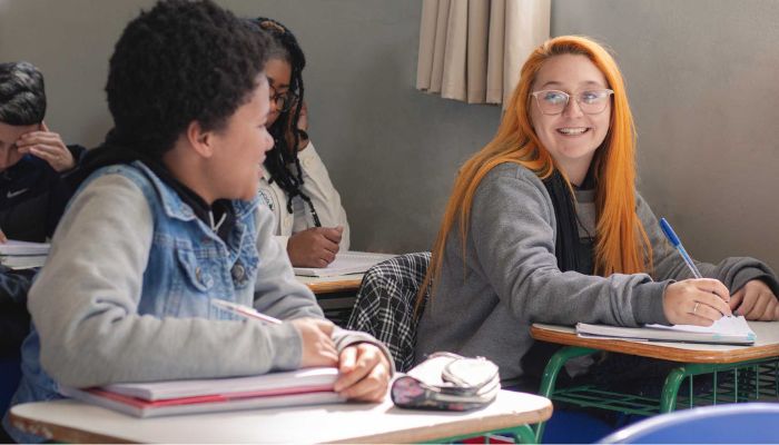  Educação alerta que inscrições para o Enem 2025 encerram nesta sexta-feira